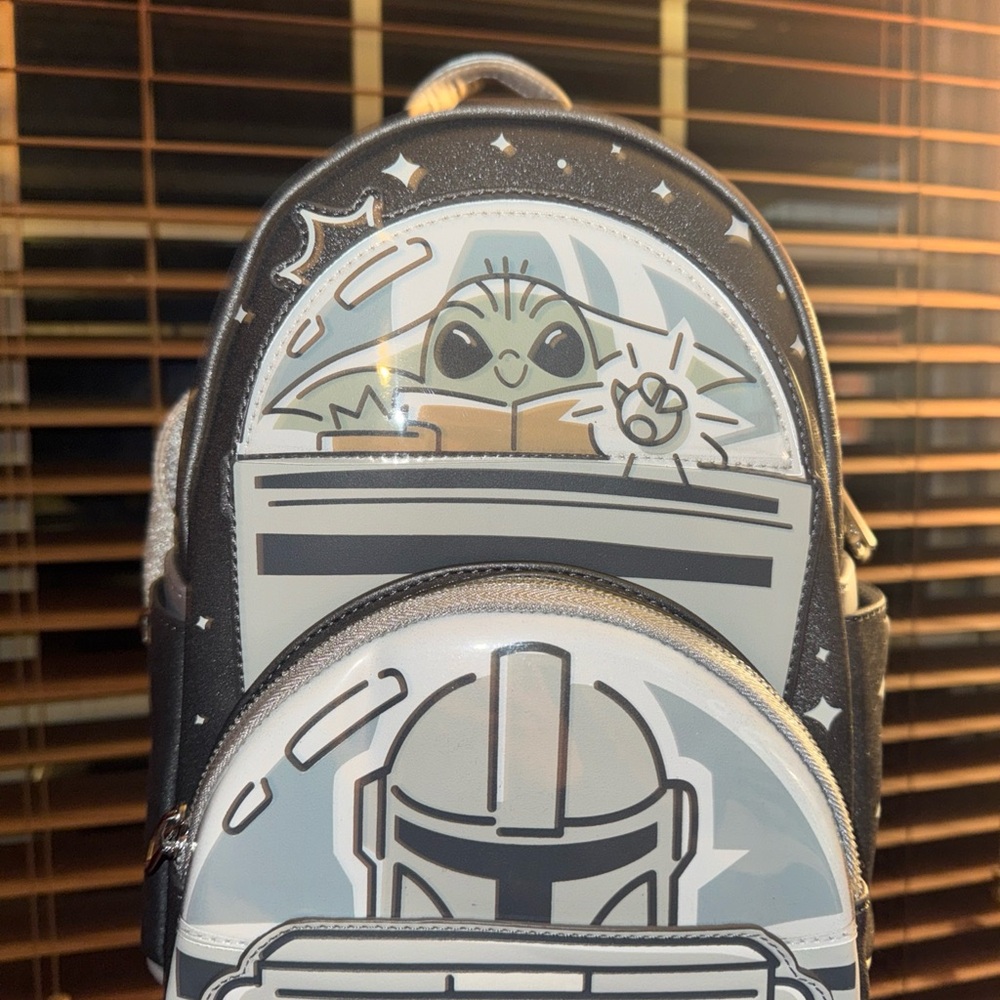 Loungefly The Mandalorian Mini Backpack with Grogu Graphic - Black